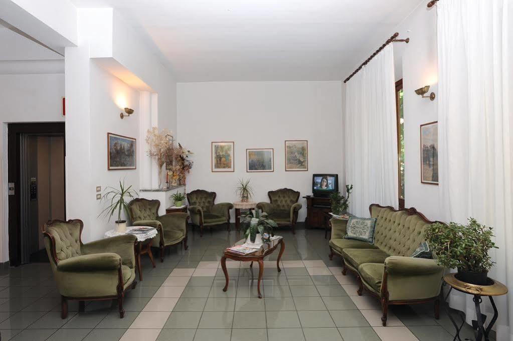 Hotel Prati モンテカティーニ・テルメ エクステリア 写真