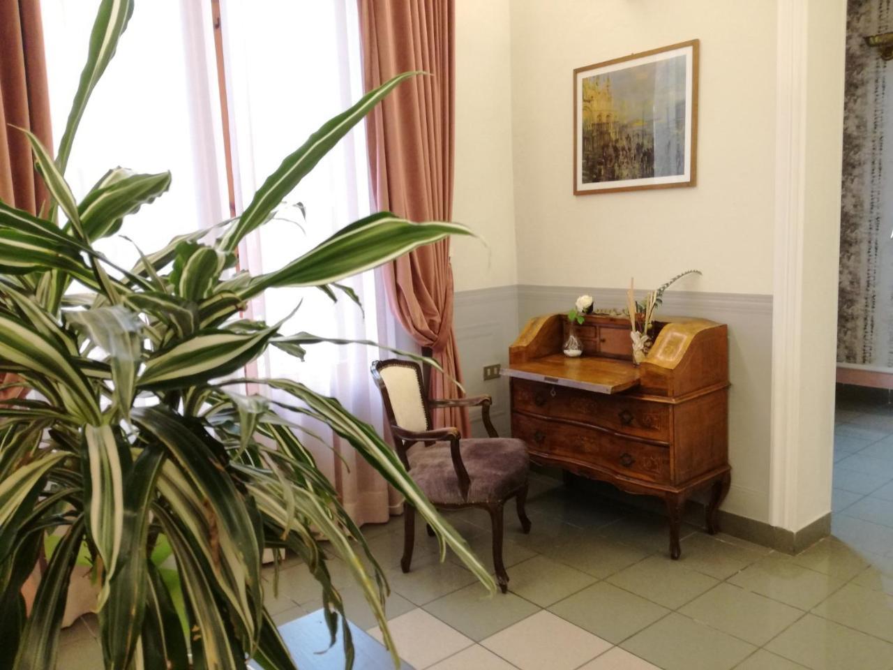 Hotel Prati モンテカティーニ・テルメ エクステリア 写真