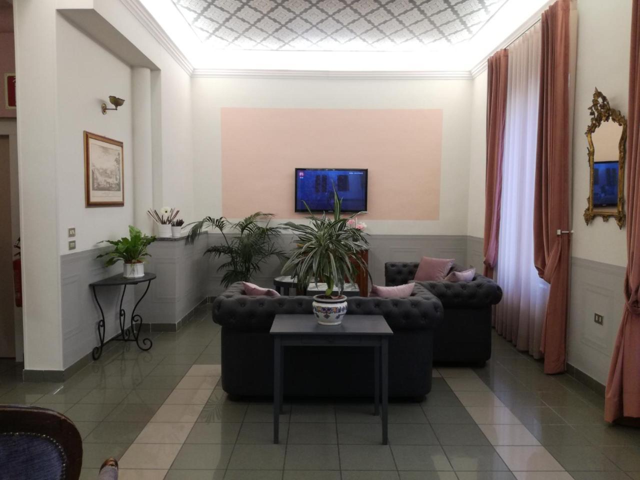 Hotel Prati モンテカティーニ・テルメ エクステリア 写真